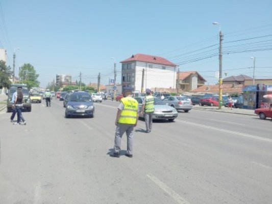 Razie pe I.C. Brătianu: au fost căutate persoanele certate cu legea
